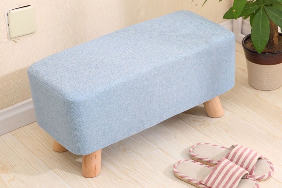 Ghế đôn hình chữ nhật phù hợp cho nhiều không gian sống.