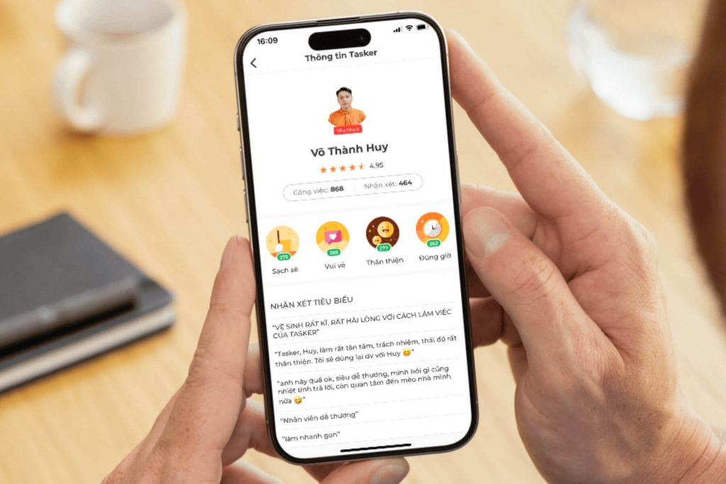 Thông tin Tasker được hiển thị minh bạch ngay trên app.